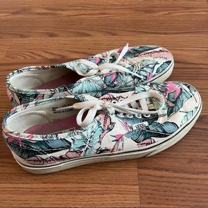 Hawaiian Print Vans Women’s 8 Men’s 6.5